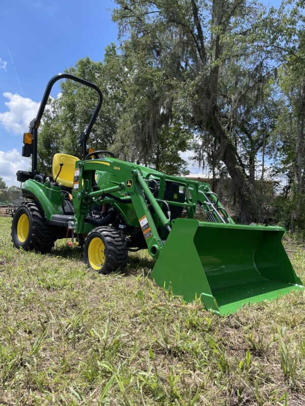 Used 2024 John Deere 1023E Compact Utility Tractors for sell